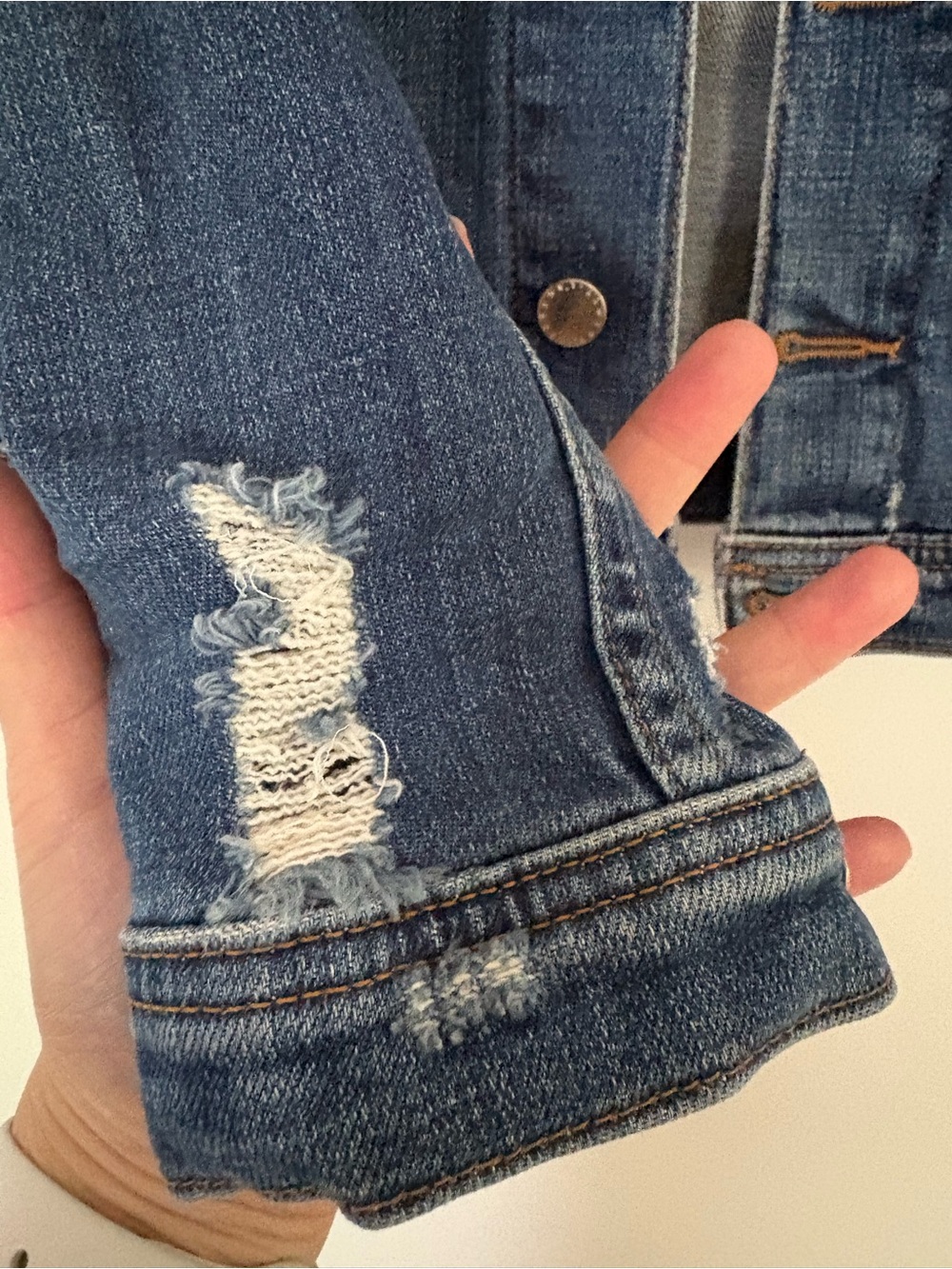 L'AGENCE Medium Blue Distressed Denim Jacket - Picture 4 of 10
